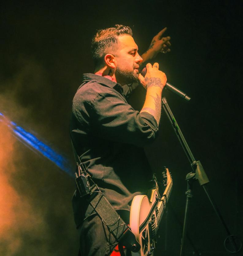 Pera Band Kimdir? | Pera Albümleri | Şans Tanımanız Gereken Sanatçı 6