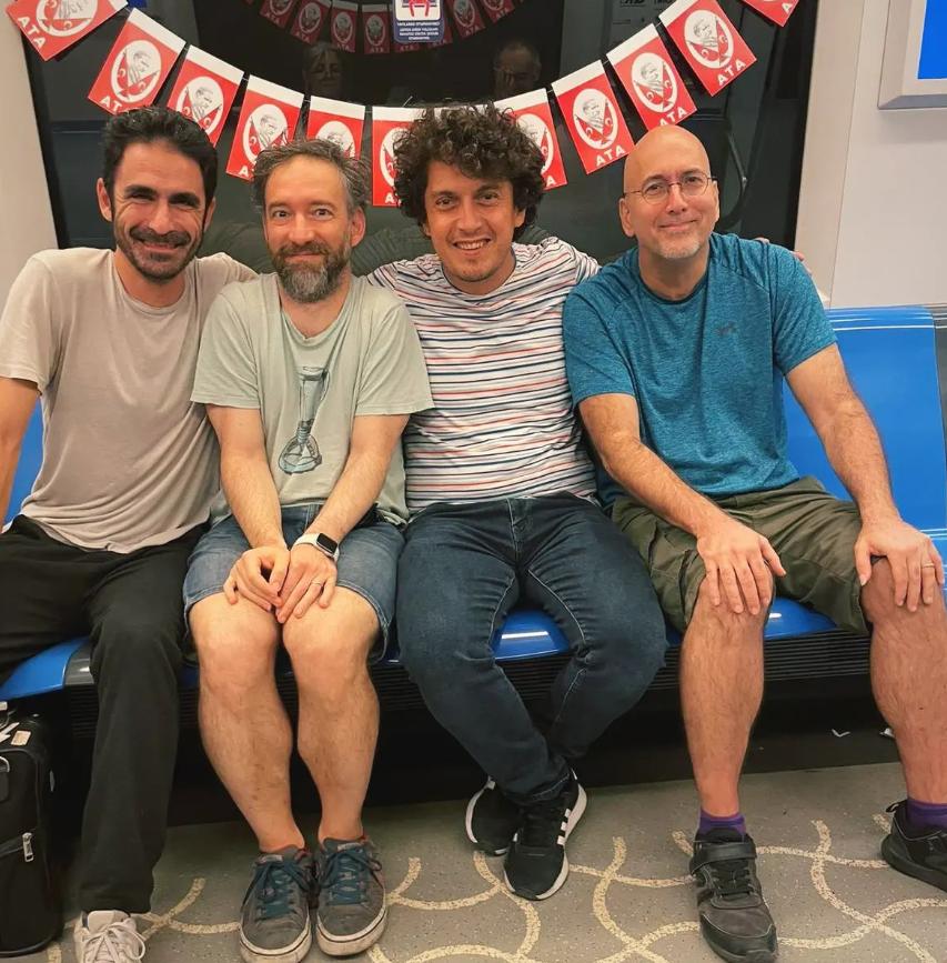 Pinhani Kimdir? | Pinhani Albümleri | Şans Tanımanız Gereken Sanatçı 5